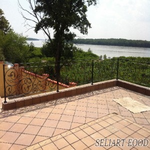 a0e12e0b3376f4c5e5d0567a01403895 500